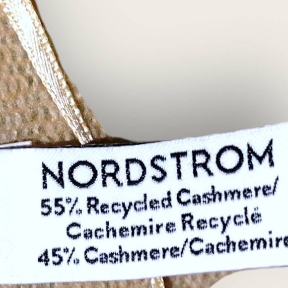 Nordstrom Womens Ruana Sweater One Size Cashmere Cardigan Knit Camel Pockets - Picture 8 of 9